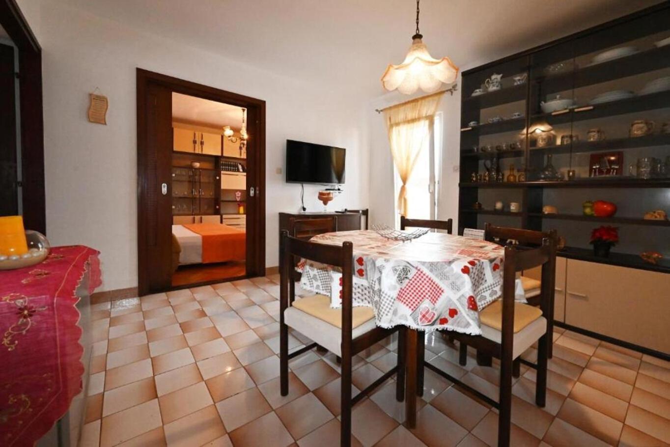 Apartment Mihovilovic Слатине Екстер'єр фото