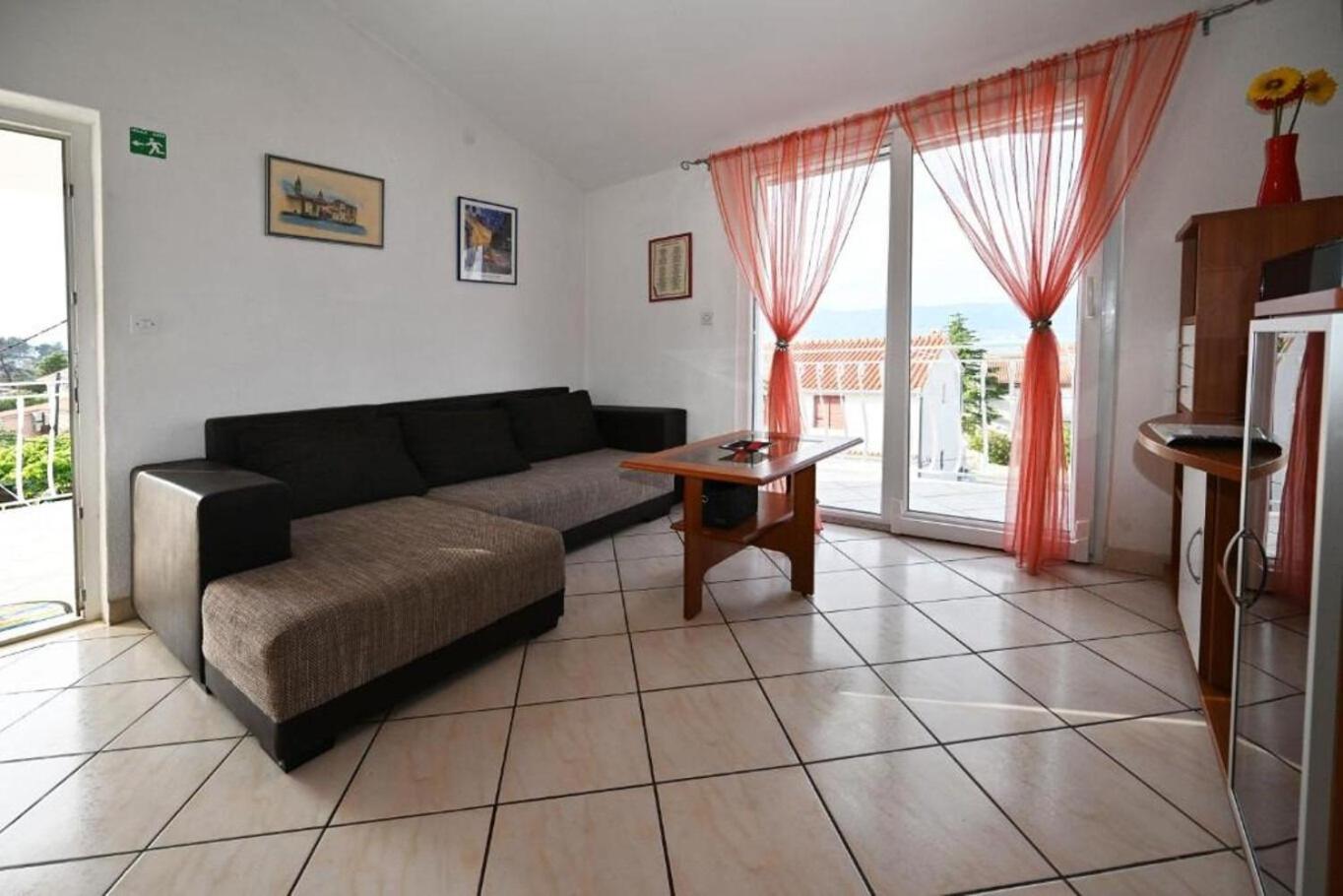 Apartment Mihovilovic Слатине Екстер'єр фото