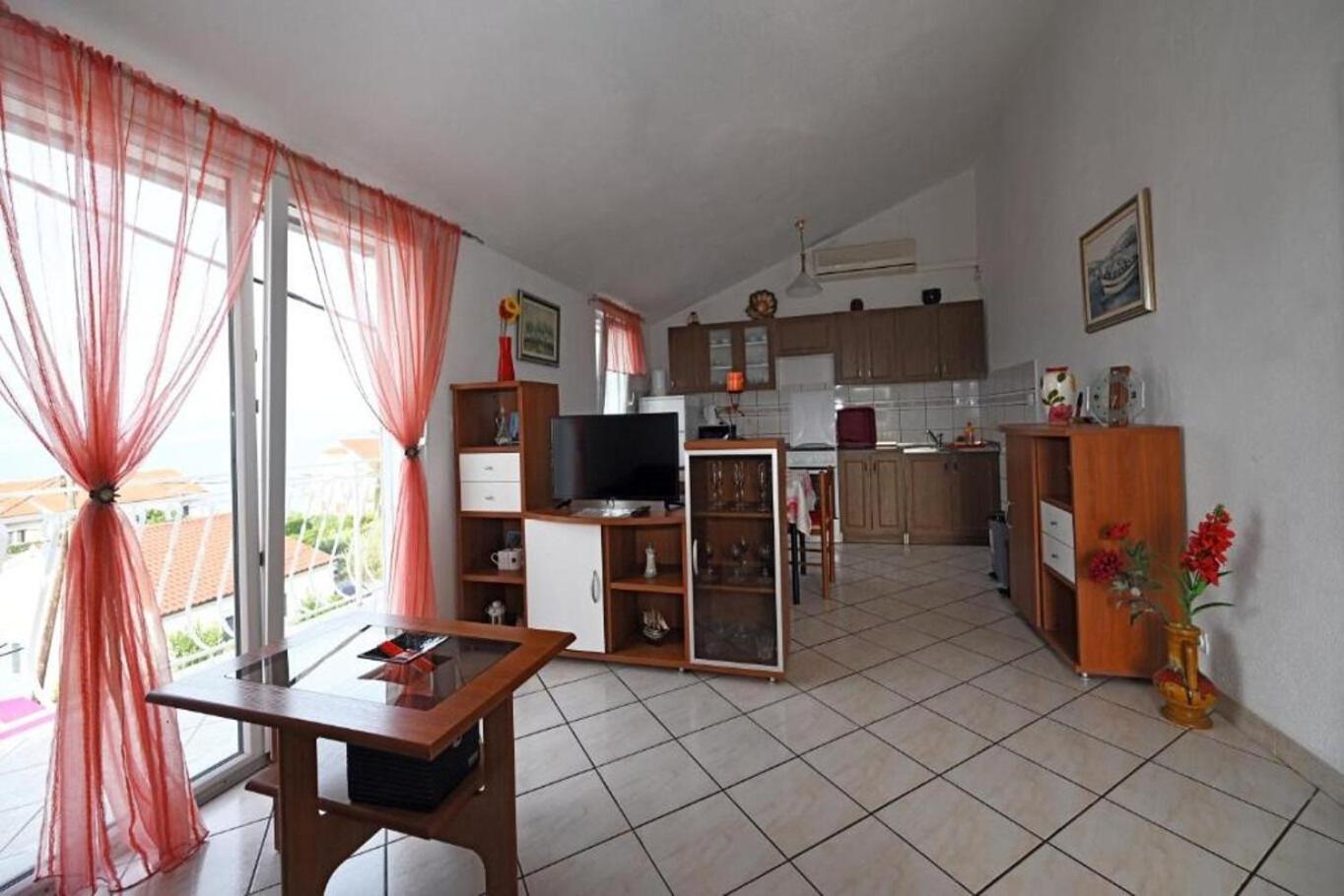 Apartment Mihovilovic Слатине Екстер'єр фото