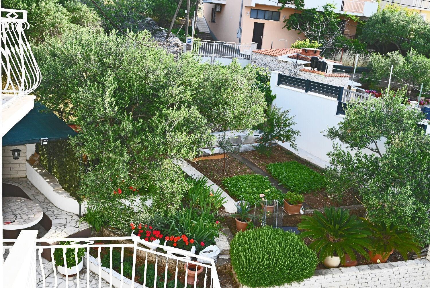 Apartment Mihovilovic Слатине Екстер'єр фото